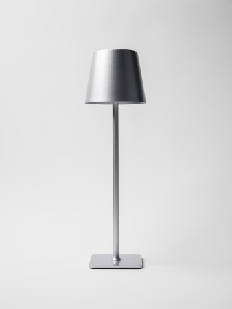 Лампа настольная d=11 см. h=38 см. 3 цвета, сенсорная регулировка яркости, нерж., серебристая LED POST-MODERN MGline /1/20/ Лампа настольная d=11 см. h=38 см. 3 цвета, сенсорная регулировка яркости, нерж., серебристая LED POST-MODERN MGline /1/20/